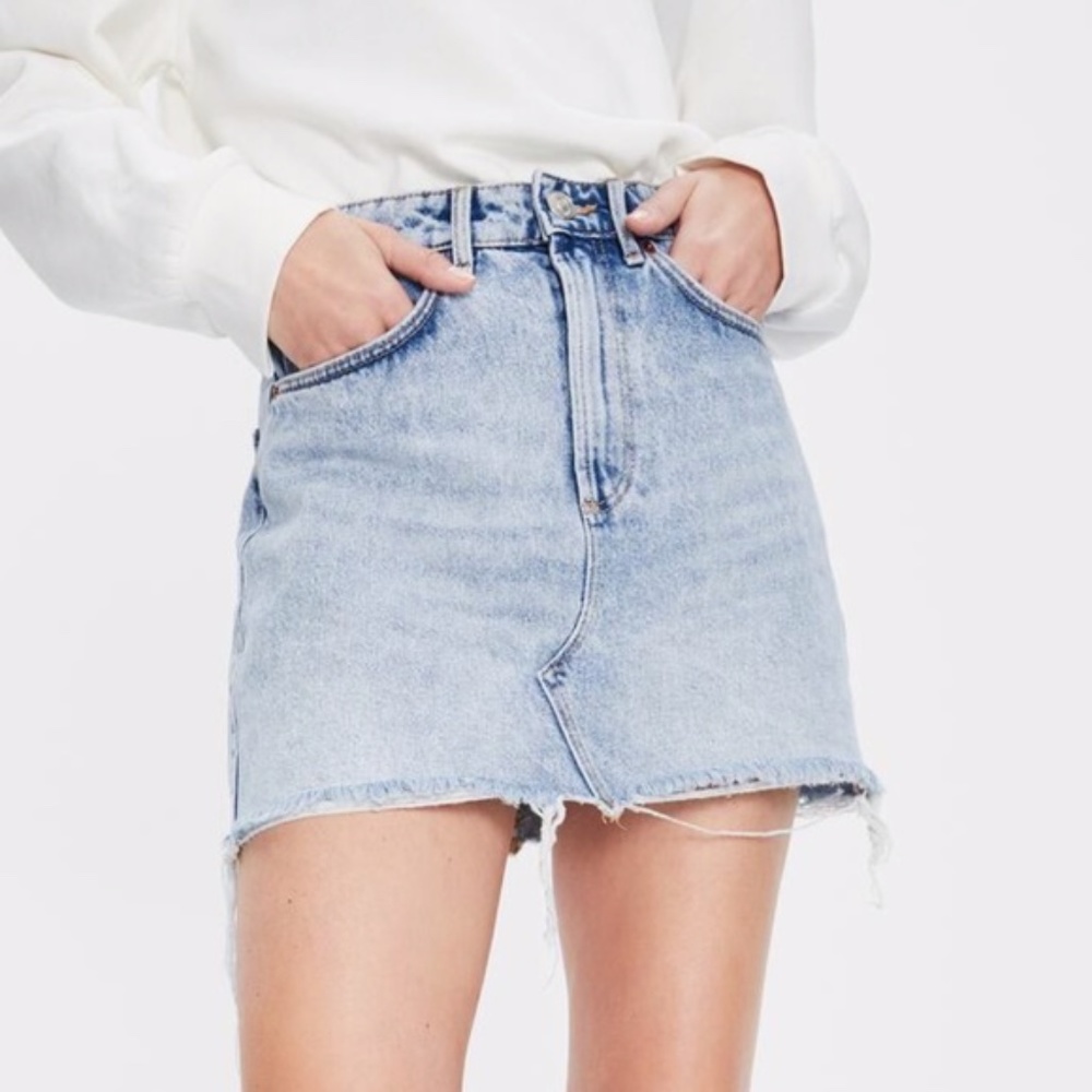 Zara High Rise Mini Skirt